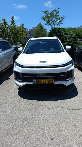 מודעת רכב ג׳יי.איי.סי E-JS4
