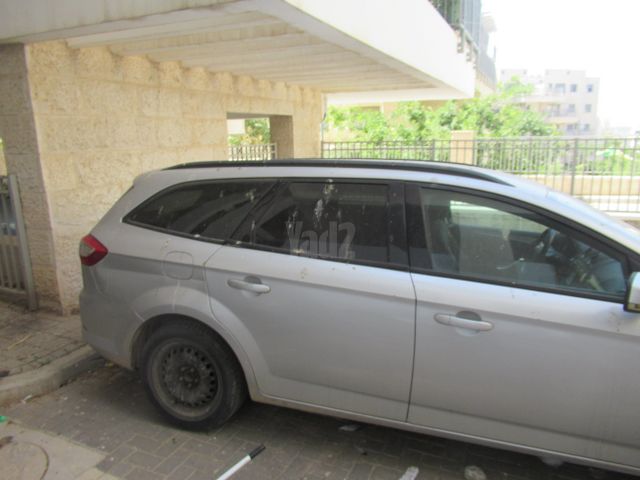 מודעת רכב פורד מונדאו