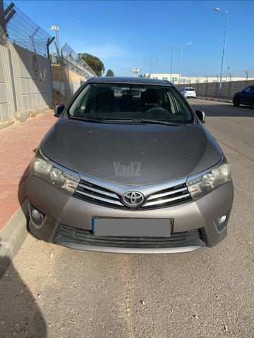 מודעת רכב טויוטה קורולה