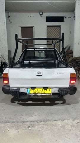מודעת רכב סובארו טנדר (בראט)