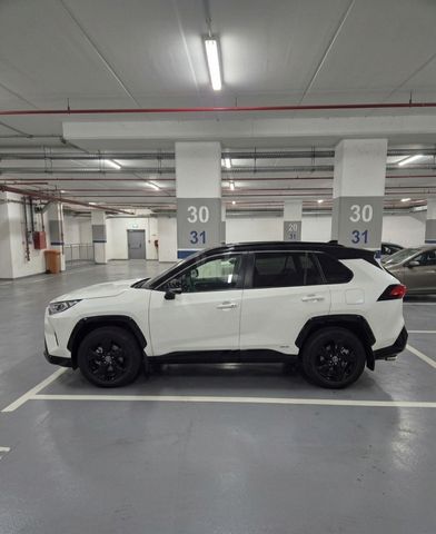 מודעת רכב טויוטה RAV4