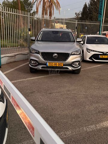 מודעת רכב אם ג'י EHS PHEV