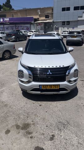 מודעת רכב מיצובישי אאוטלנדר