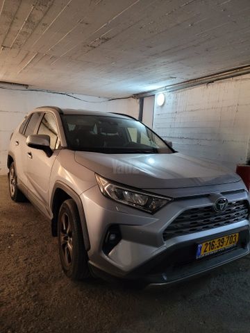 מודעת רכב טויוטה RAV4