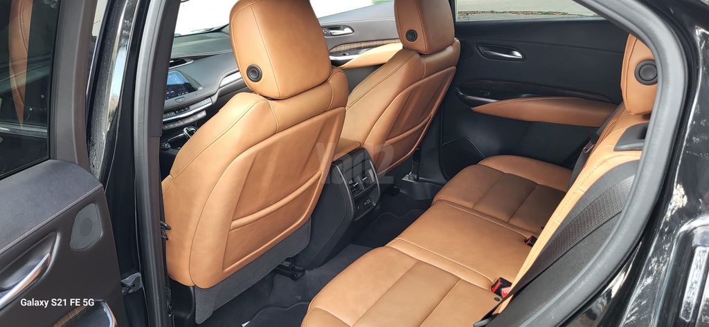 מודעת רכב קאדילק XT4