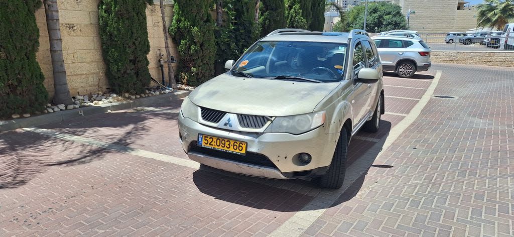 מודעת רכב מיצובישי אאוטלנדר