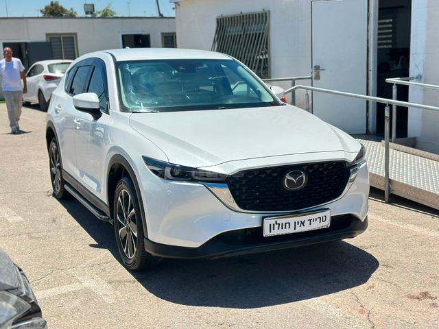 מודעת רכב מאזדה CX-5 3