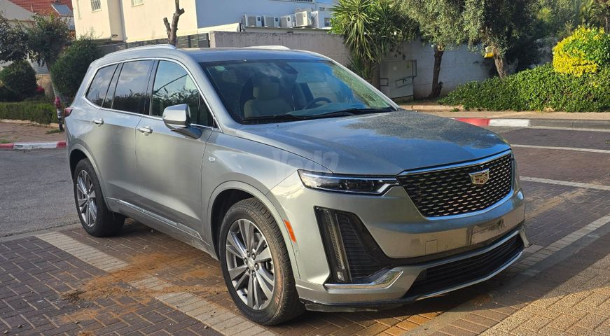 מודעת רכב קאדילק XT6