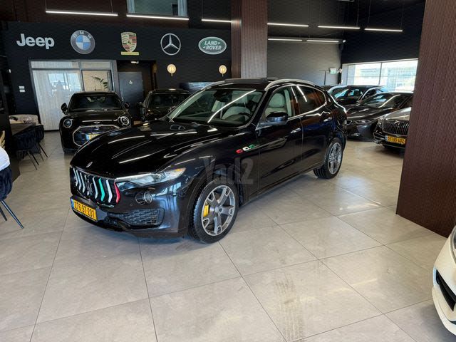מודעת רכב מזראטי לבנטה
