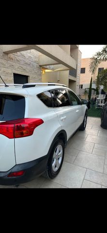 מודעת רכב טויוטה RAV4
