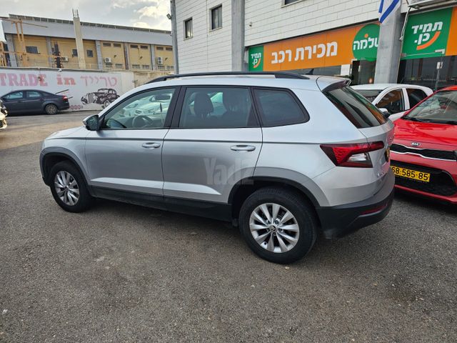 מודעת רכב סקודה קארוק