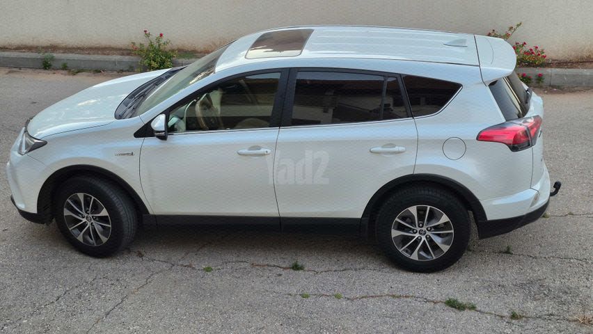 מודעת רכב טויוטה RAV4