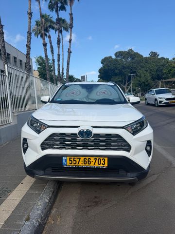 מודעת רכב טויוטה RAV4