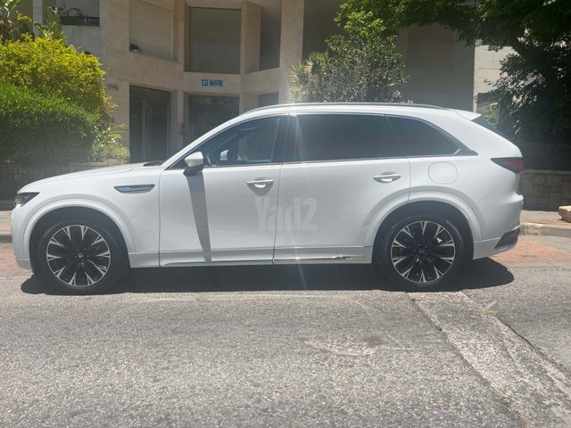 מודעת רכב מאזדה CX-90
