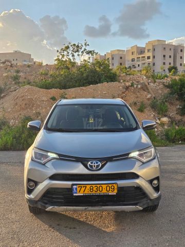 מודעת רכב טויוטה RAV4