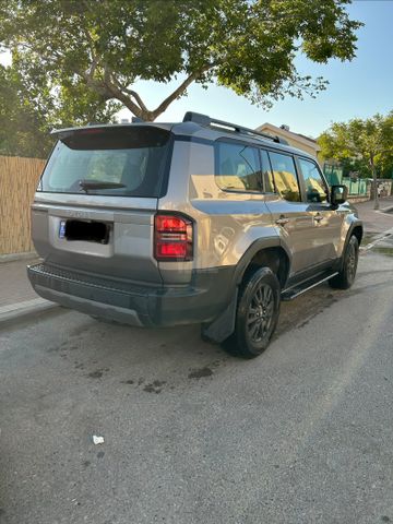 מודעת רכב טויוטה לנד קרוזר