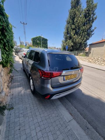 מודעת רכב מיצובישי אאוטלנדר