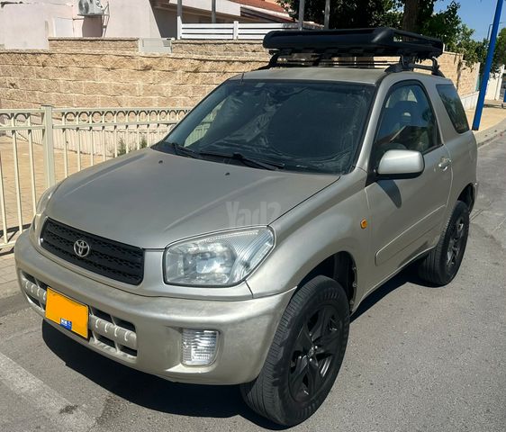מודעת רכב טויוטה RAV4