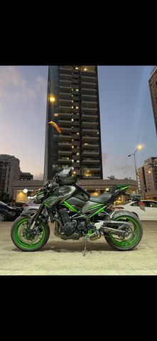 מודעת רכב קאוואסאקי Z900