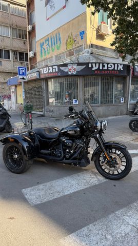 מודעת רכב הרלי דיווידסון אחר