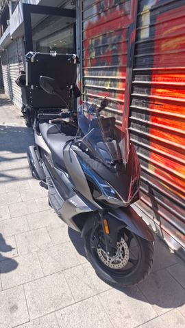 מודעת רכב קימקו דאון-טאון 350