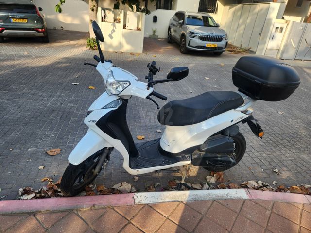 מודעת רכב דיאלים אחר