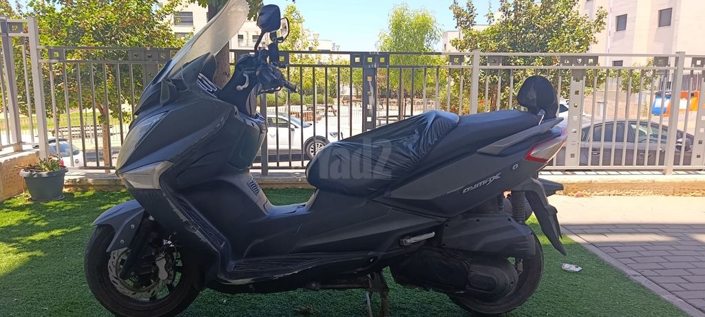 מודעת רכב סאן יאנג ג'וי-מקס 250 XI