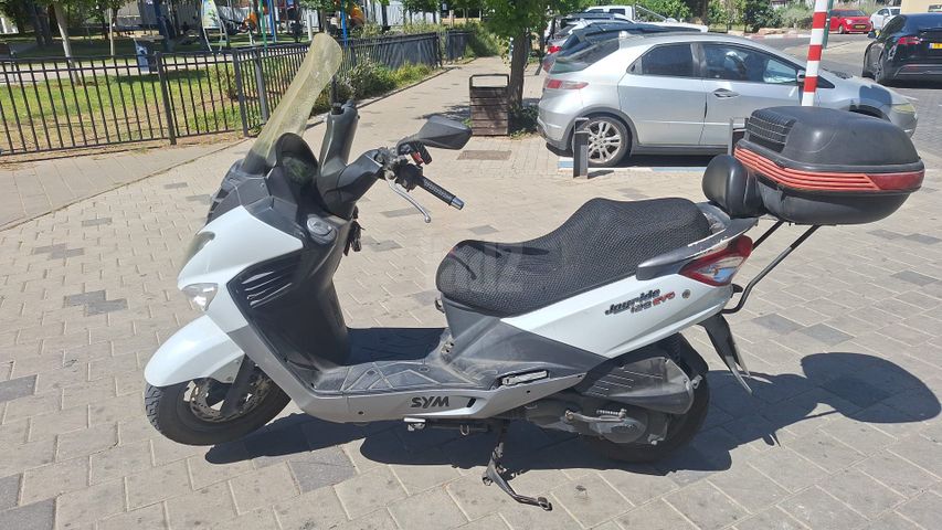 מודעת רכב סאן יאנג ג'וי רייד 125