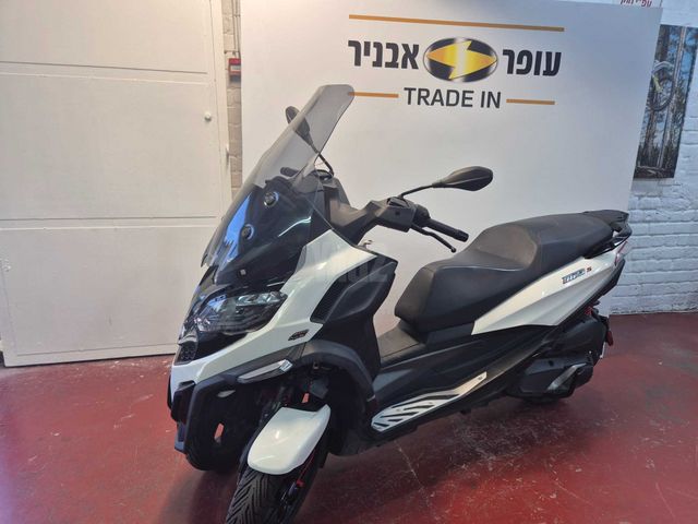 מודעת רכב פיאג'ו MP3 400