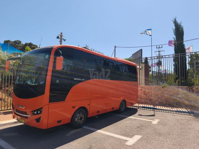 מודעת רכב אוטובוסים