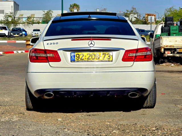 מודעת רכב מרצדס-בנץ E-class