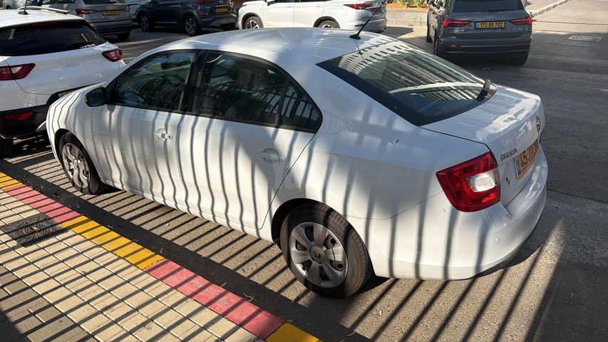 מודעת רכב סקודה ראפיד