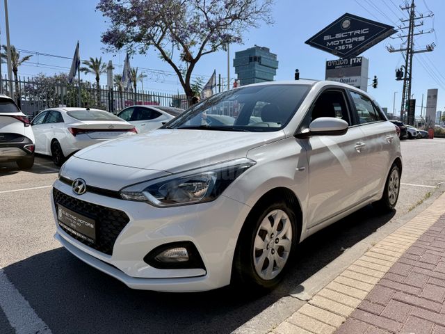 מודעת רכב יונדאי i20