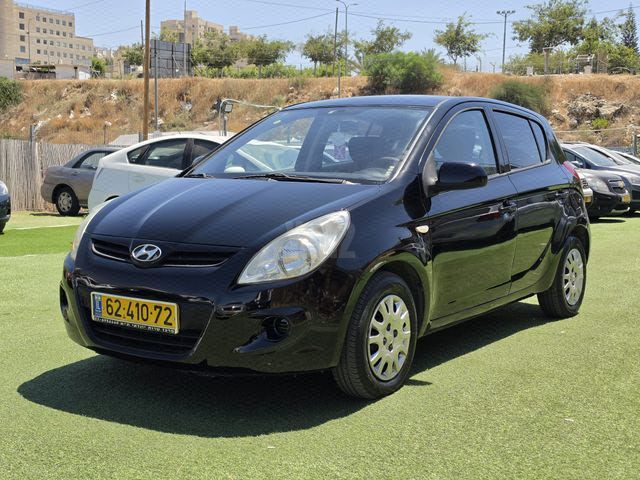 מודעת רכב יונדאי i20