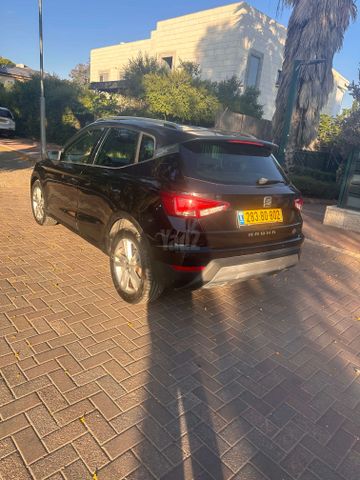 מודעת רכב סיאט ארונה