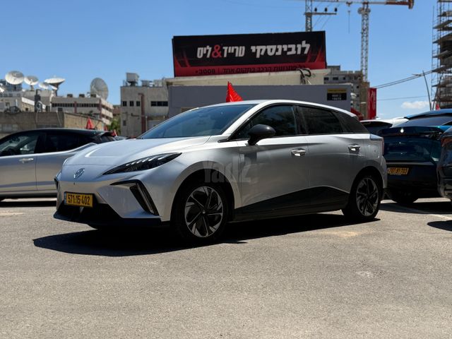 מודעת רכב אם ג'י MG4