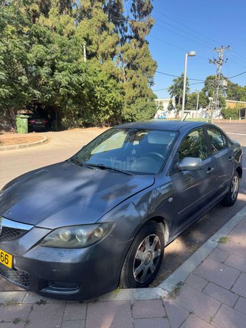 מודעת רכב מאזדה 3