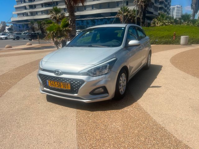 מודעת רכב יונדאי i20