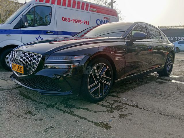 מודעת רכב ג'נסיס G80