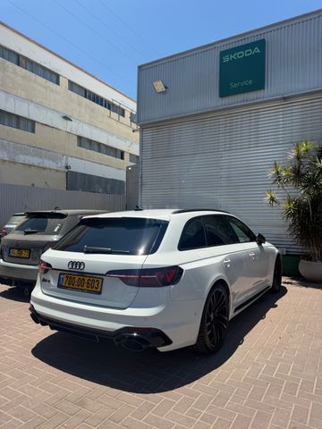 מודעת רכב אאודי RS 5