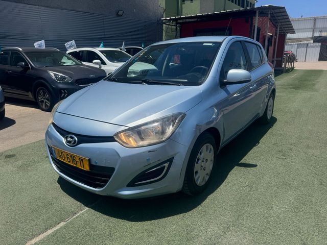 מודעת רכב יונדאי i20
