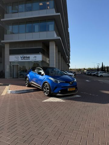 מודעת רכב טויוטה C-HR