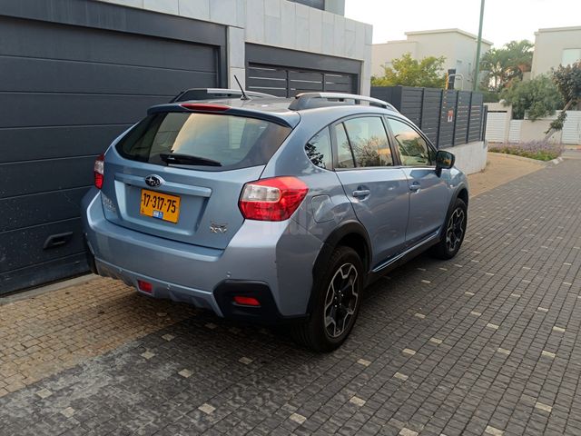 מודעת רכב סובארו XV 2
