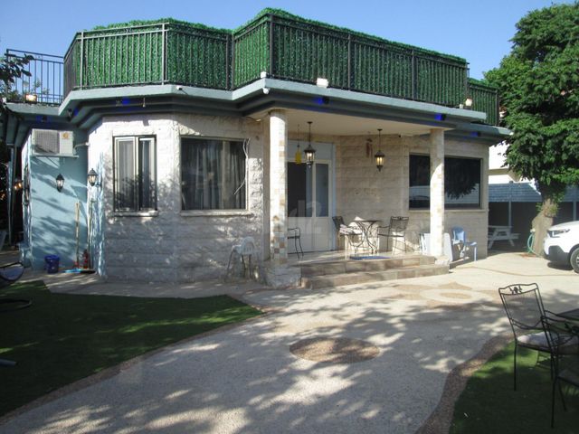 שוהם 1