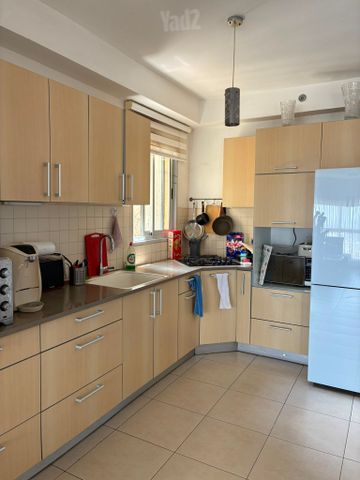 תמונה 3 של דירת 5 חדרים להשכרה בנתניה