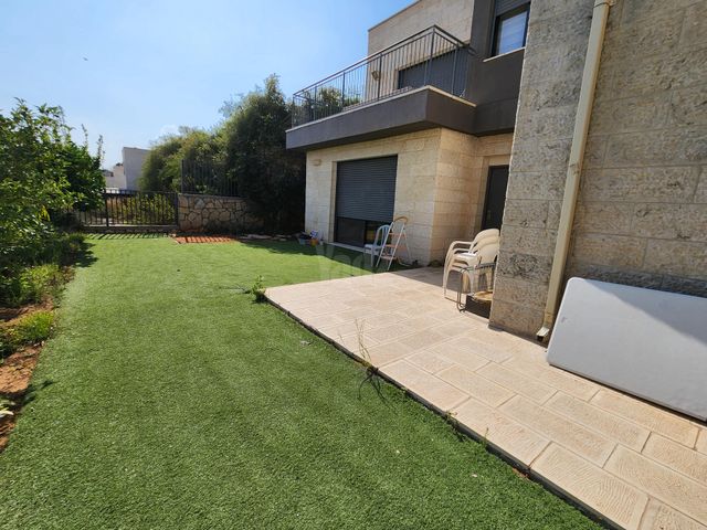 העירית 174