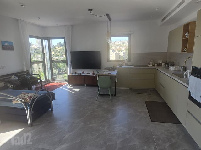 דירה למכירה בירושלים (תיווך) — 2