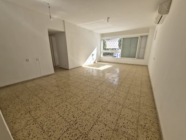 חיים לנדאו 