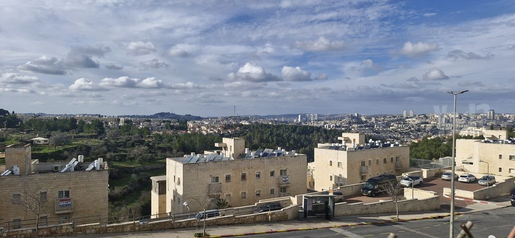 דירה למכירה בירושלים (תיווך) — 4