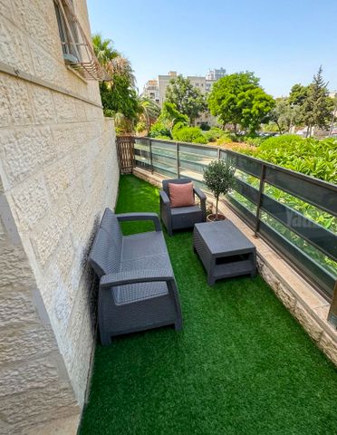 דירה למכירה בירושלים (תיווך) — 3